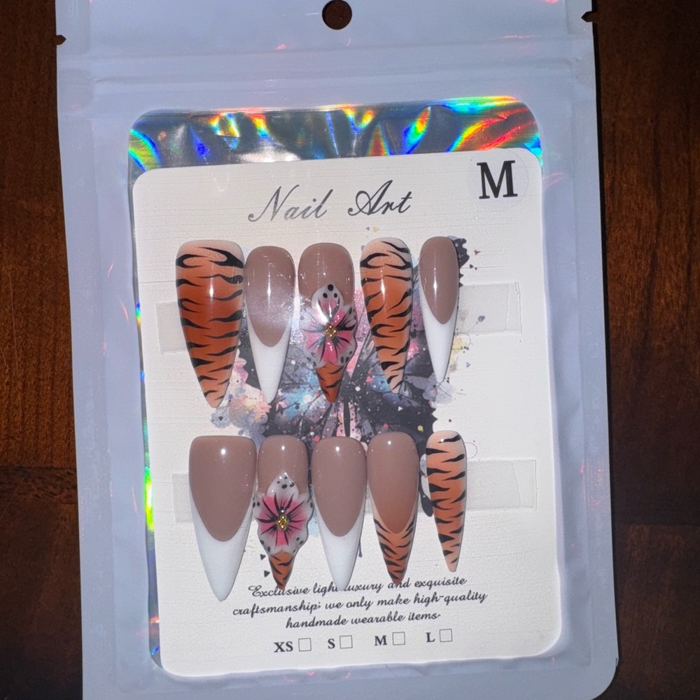 Tiger Stripe and Floral Nail Art Set
